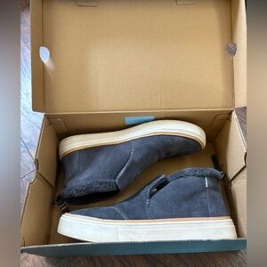 Women’s TOMS Paxton forged iron grey/faux fur shoes